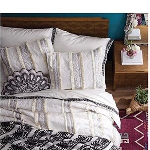 Opalhouse Moroccan wedding quilt